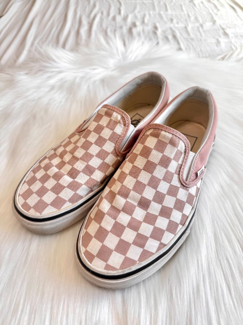 Vans Classic Checkerboard Rose Pink White Slip On Shoes Women's 8 / Men's 6.5